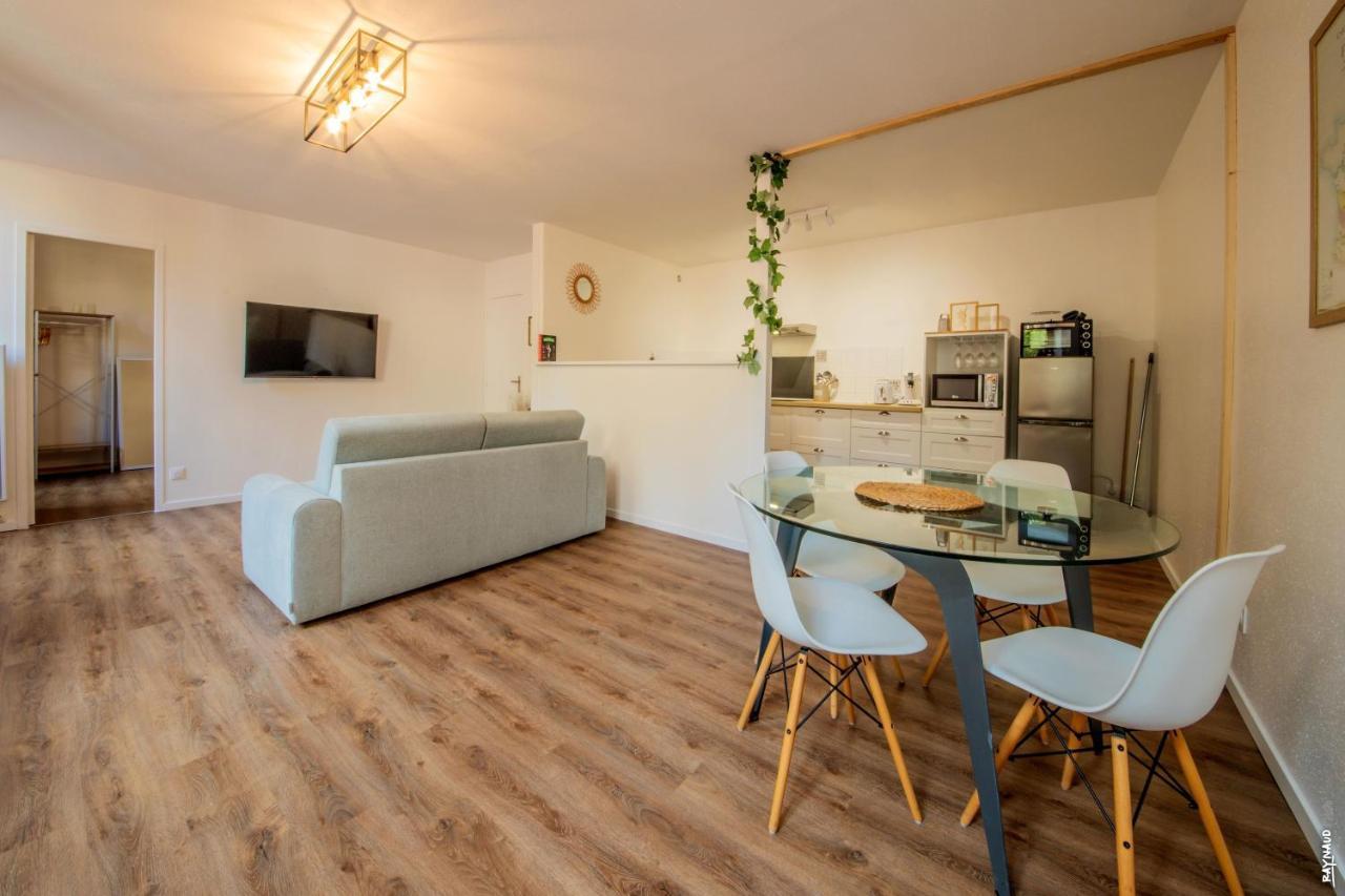 Appartement Tout Confort - Hypercentre - 58M2 - Gaillac Eksteriør billede